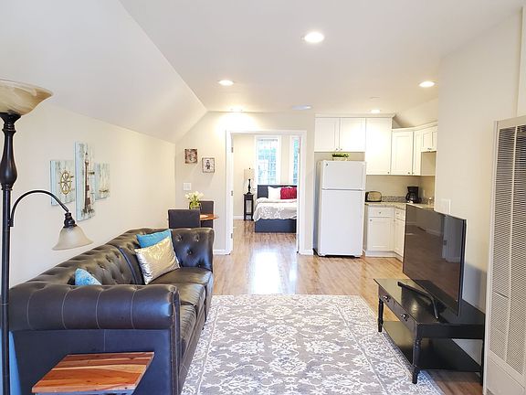 5th image of 2148 The Alameda APT 4