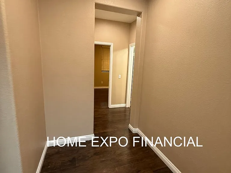 1456 Moonlight Dr — Photo 62