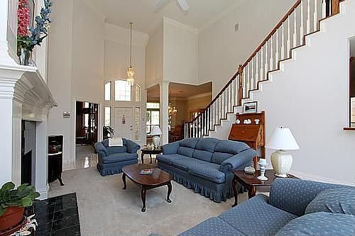 3rd image of 4548 Old Pond Dr