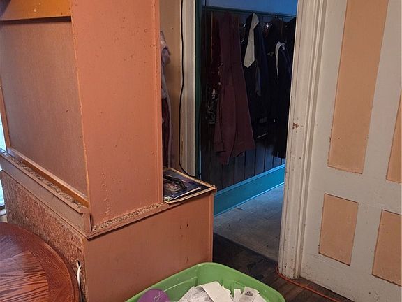 5th image of 65 Loomis St