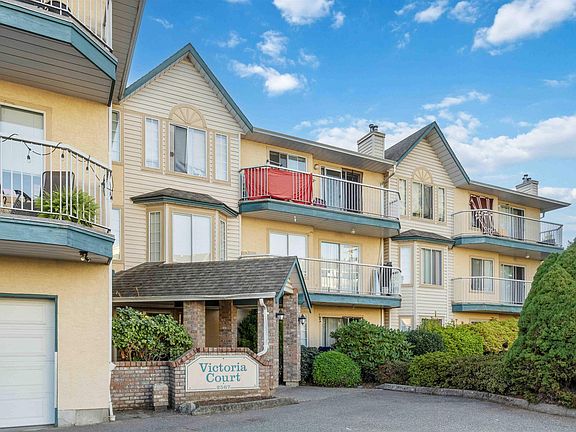 4th image of 2567 Victoria St #206