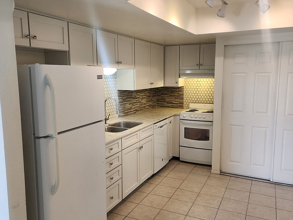 1st image of 8036 E Oak St