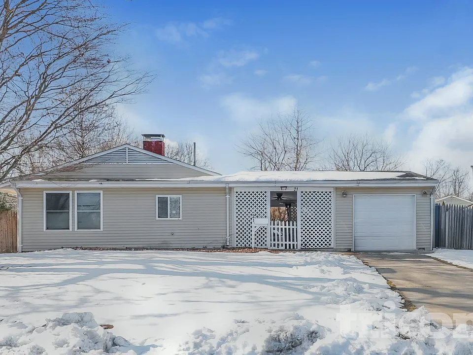 21 Barberry Ln