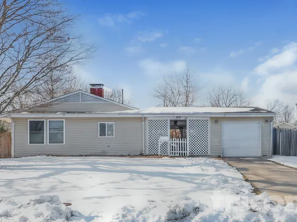 21 Barberry Ln, Levittown, PA 19054