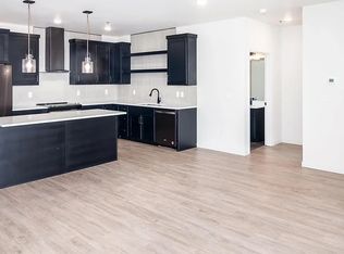 300 Main Ave #513, Fargo, ND 58103