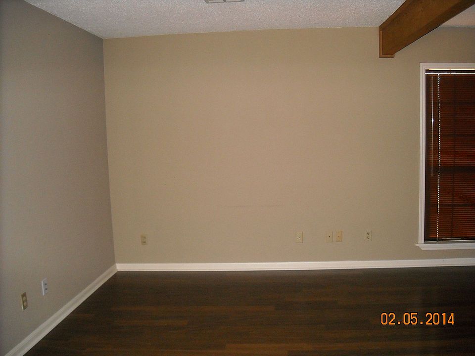 2nd image of 6159 Pin Oak Dr