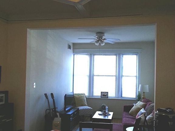2nd image of 1316 N Damen Ave #2