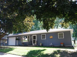 915 South Ave, Lomira, WI