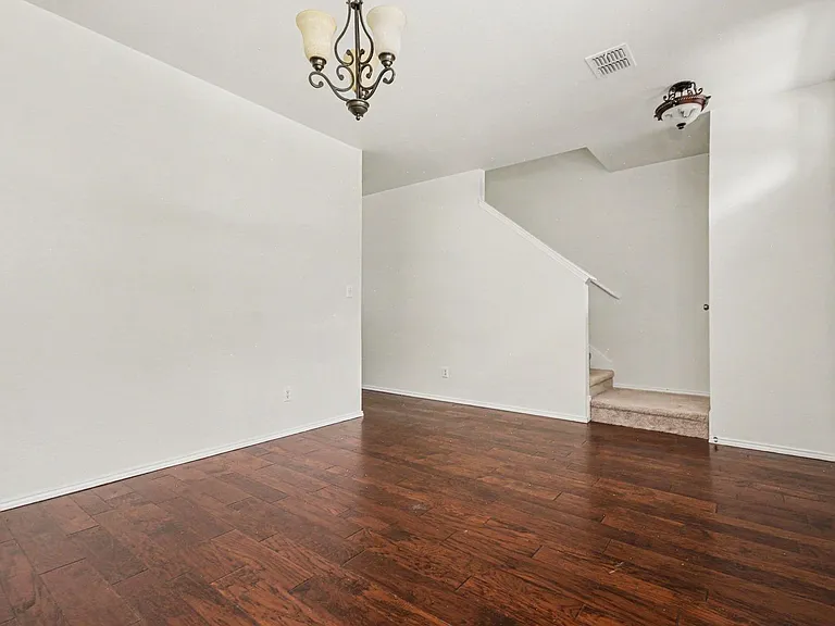 1578 Mahogany Dr — Photo 4