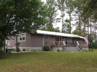 2 Robert Reid Rd, Poplarville, MS 39470
