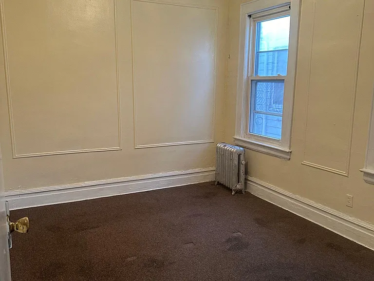 39 Eckert Ave #2 — Photo 4