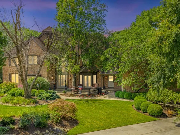 8060 Trotterstrail Ct, Cincinnati, OH 45249
