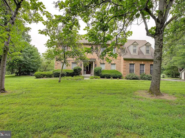 3154 Gosheff Ln, Gambrills, MD 21054