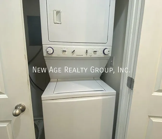 4212 Powelton Ave #2 — Photo 14