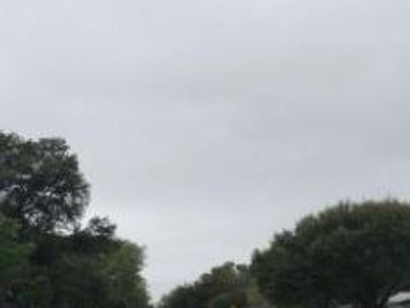 Exterior Neighborhood (street photo)