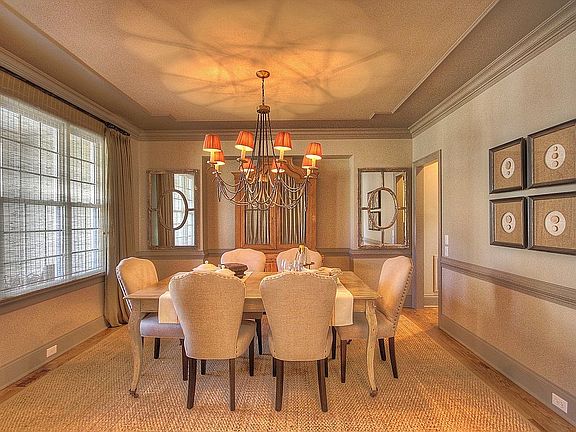 2nd image of 150 Bayberry Creek Cir
