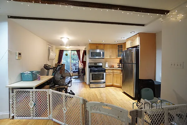 Rented by Rennit Inc. | media 8