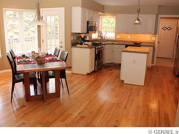 5th image of 11 Oakshire Way