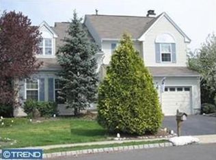 39 Amberfield Rd, Robbinsville, NJ 08691