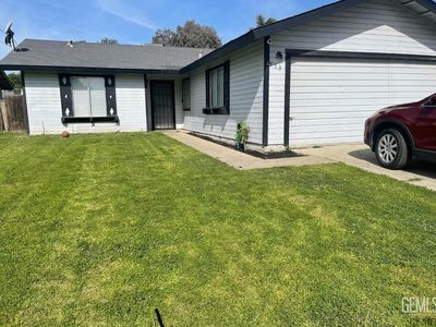 953 Belmont St, Tulare, CA, 93274