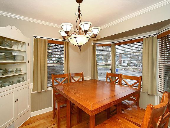 4th image of 1845 E Southwoodside Dr