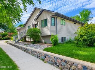 121 E 11th Ave, Webster, SD 57274