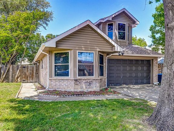 2nd image of 10020 Leatherwood Dr