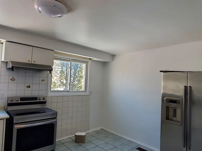 45 Sandown Ave — Photo 10