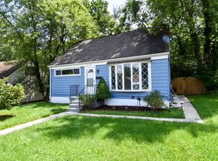 827 Templecliff Rd, Pikesville, MD 21208