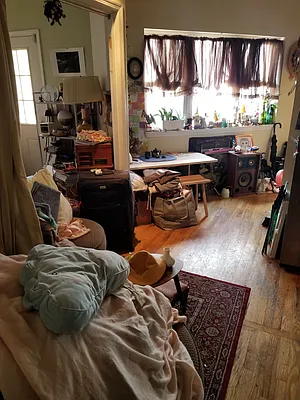 Rented by Aron Fried, LREB | media 5