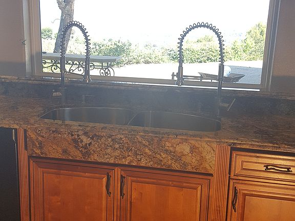 DoubleFaucet ApronFront Sink