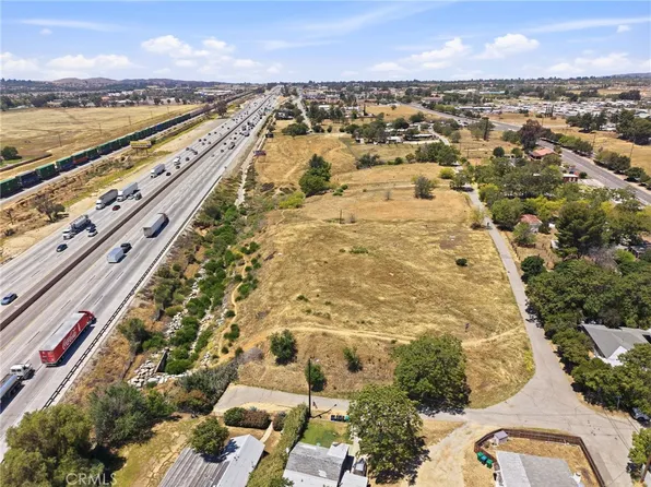 5242 C St #30, Banning, CA 92220
