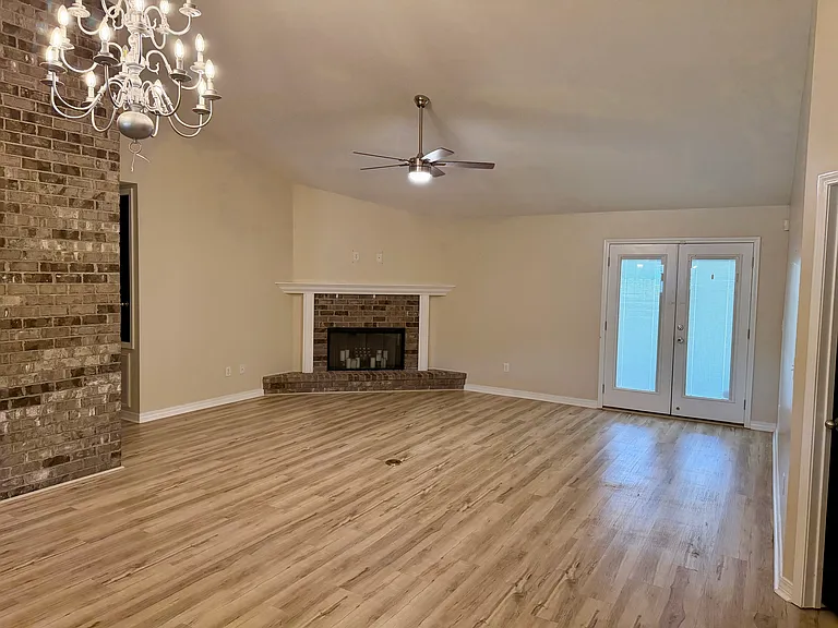 500 Baywood Ct — Photo 5