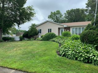 704 Liberty Ln, Brick, NJ 08724