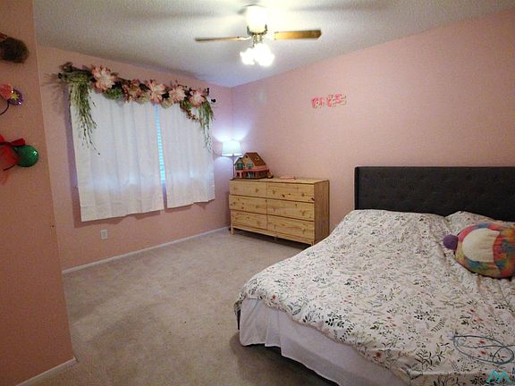 3rd image of 3724 Linkwood Ln