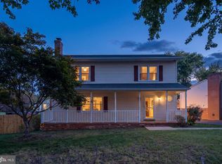 800 Shamrock Dr, Fredericksburg, VA 22407