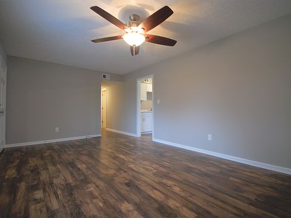 4th image of 187 Wilmington Dr
