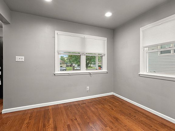 5th image of 44 Timrick Dr