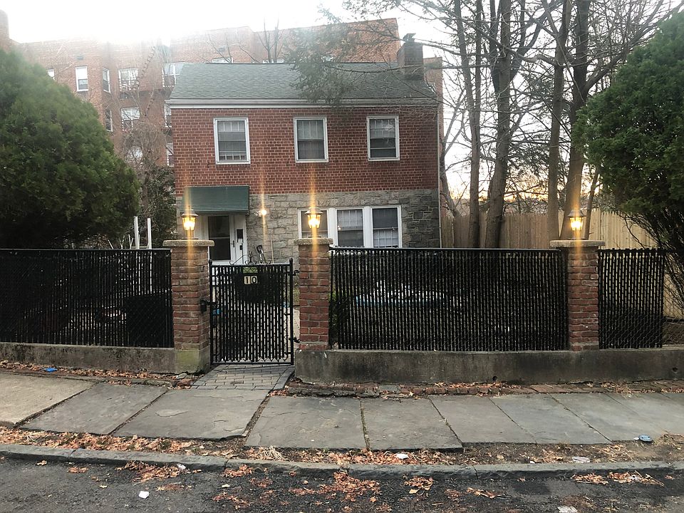 2nd image of 10 Laurel Pl