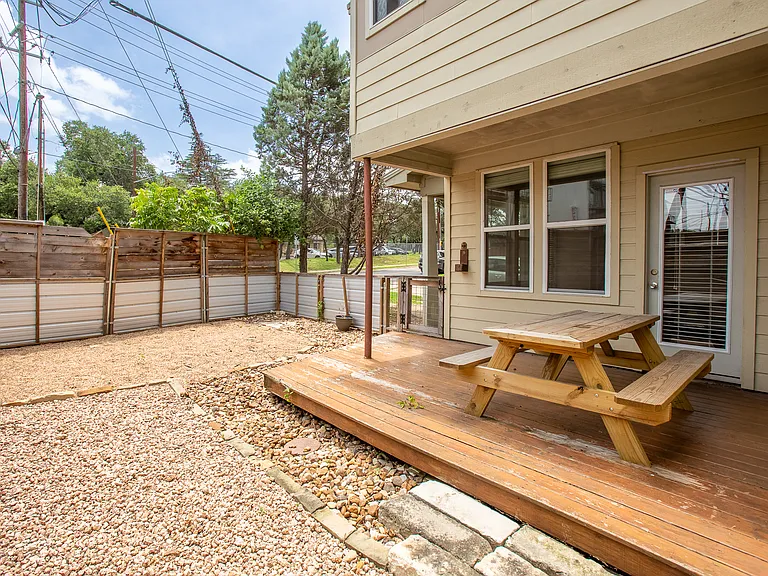 2314 S 5th St — Photo 35