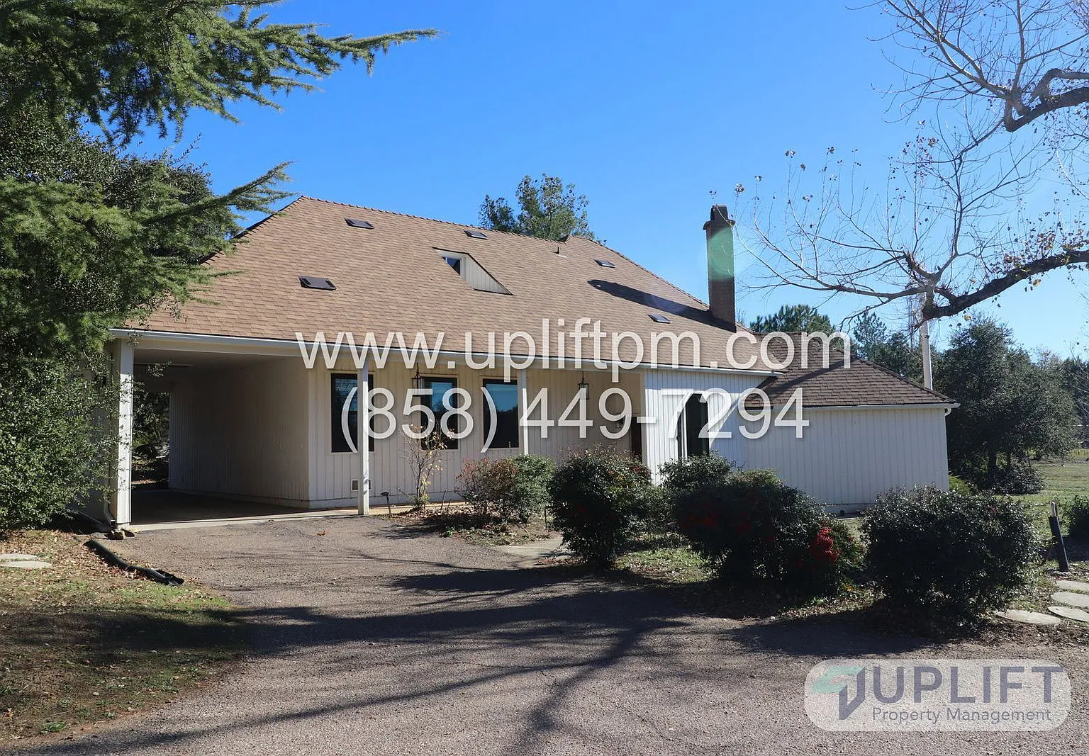 3 bed, 2.0 bath, 2300 sqft, $3,400 — Photo 2