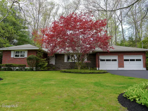 22 Robin Lane, Waterford, NY 12188
