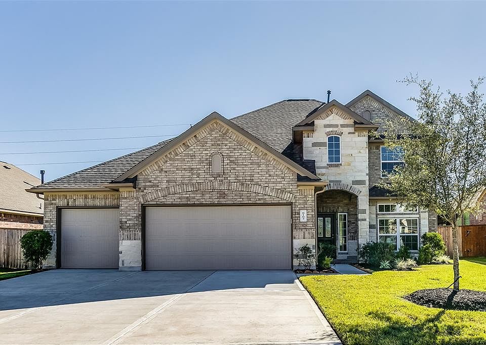 1st image of 8102 Mesquite Hill Ln