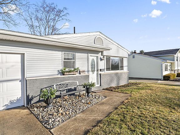 5th image of 668 London Rd