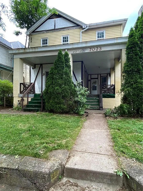 7023 Blackhawk St photo 1