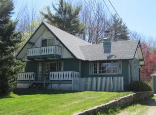 42 Dudley Rd, Templeton, MA 01468