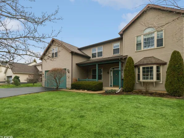 3123 N Magnolia Ln, Wadsworth, IL 60083