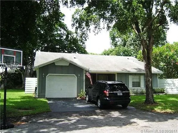 15120 SW 141st Pl, Miami, FL 33186