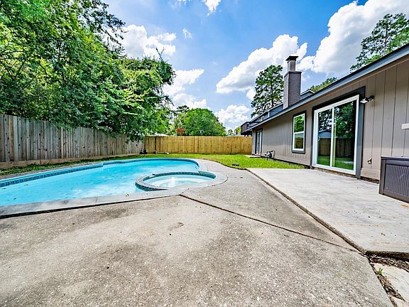 4th image of 2338 Cades Cove Dr