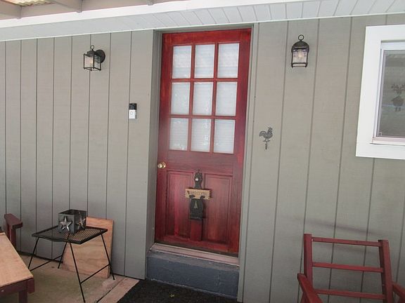 2nd image of 488 Deer Rd